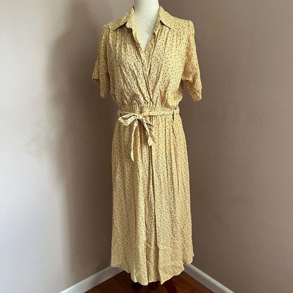 Aura NWT Cottagecore Butter Yellow Printed Midi Dress Tie Waist Button Front M